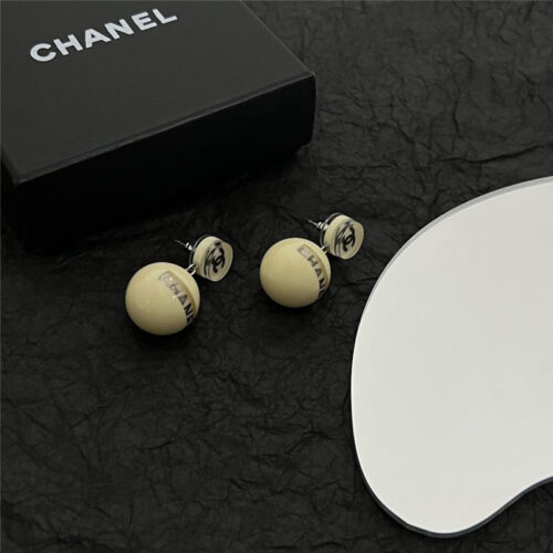 High Quality Luxury Chanel Second Hand Earrings product detail