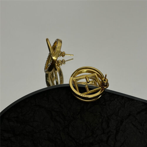 High Quality Luxury Fendi Hot Style New Earrings product detail