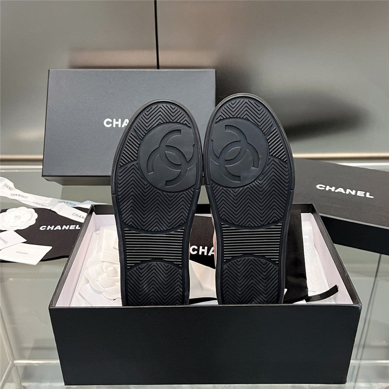 High Quality Luxury Chanel New Full Leather Panda Color Casual Sneakers – Style 99046 product detail
