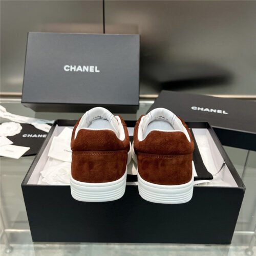 High Quality Luxury Chanel New Full Leather Panda Color Casual Sneakers product detail