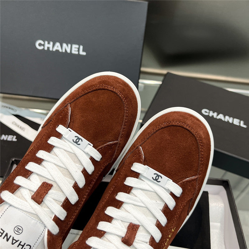 High Quality Luxury Chanel New Full Leather Panda Color Casual Sneakers product detail