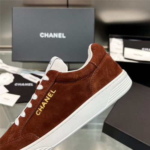High Quality Luxury Chanel New Full Leather Panda Color Casual Sneakers product detail