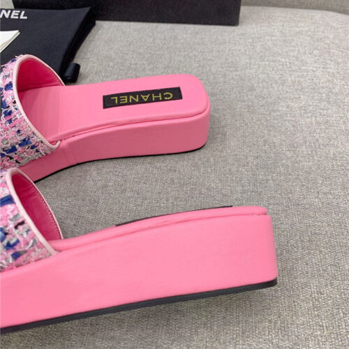 High Quality Luxury Chanel Summer New Platform Slippers – Style 19558 product detail