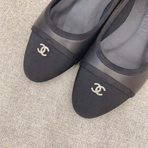 High Quality Luxury Chanel Vintage Flat Shoes – Style 70246 product detail