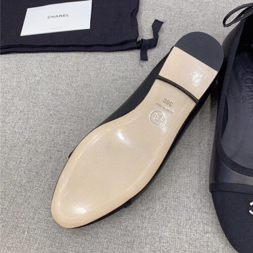 High Quality Luxury Chanel Vintage Flat Shoes – Style 70246 product detail