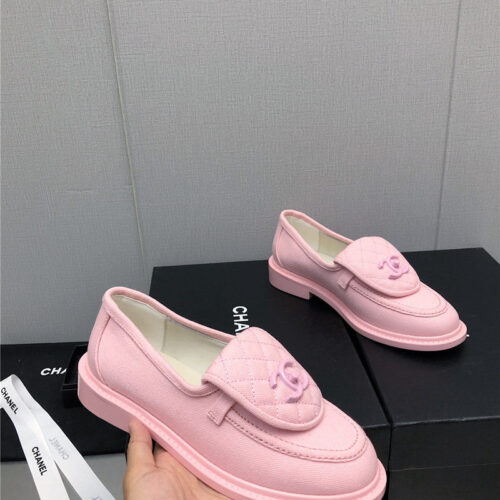 High Quality Luxury Chanel Ankle Velcro Logo Color Block Shoes alternate view