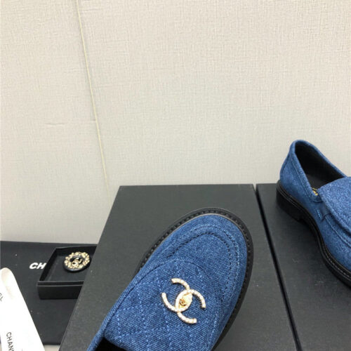 High Quality Luxury Chanel Ankle Velcro Logo Color Block Shoes – Style 23590 product detail
