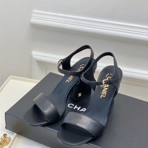 High Quality Luxury Chanel New Pearl Heel Sandals alternate view