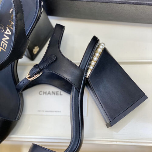 High Quality Luxury Chanel New Pearl Heel Sandals product detail