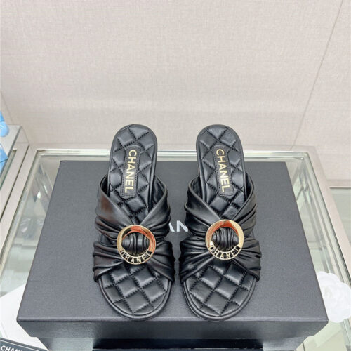 High Quality Luxury Chanel Cross Strap Round Buckle Slippers product detail