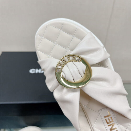 High Quality Luxury Chanel Cross Strap Round Buckle Slippers – Style 55398 product detail