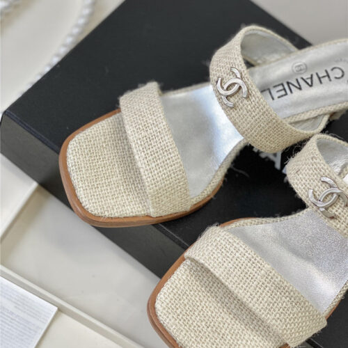 High Quality Luxury Chanel Second-Hand Series Braided Surface Sandals – Style 19878 product detail