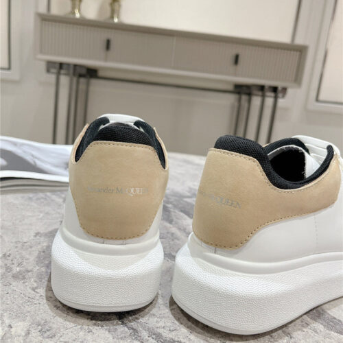 High Quality Luxury Alexander McQueen New Oversized Sneakers – Style 04995 product detail
