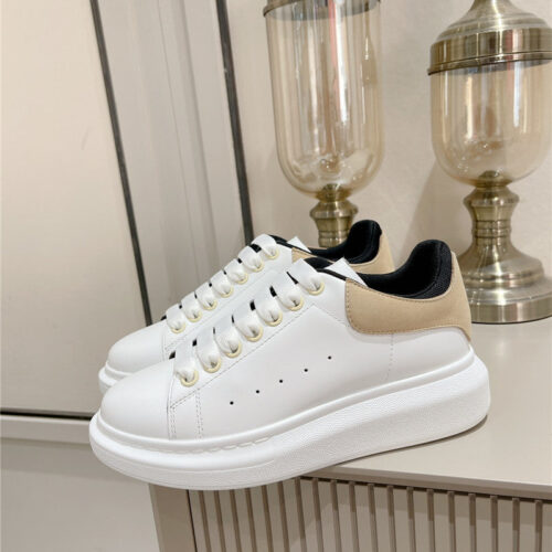 High Quality Luxury Alexander McQueen New Oversized Sneakers – Style 04995 product detail
