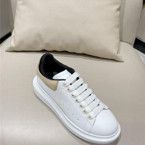 High Quality Luxury Alexander McQueen New Oversized Sneakers – Style 04995 product detail