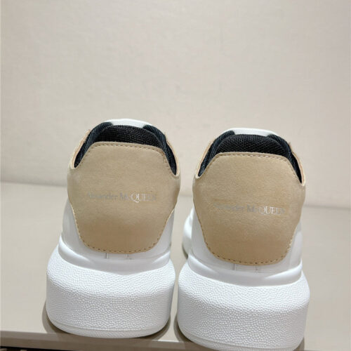 High Quality Luxury Alexander McQueen New Oversized Sneakers – Style 04995 product detail