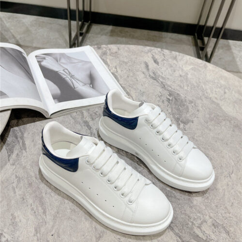 High Quality Luxury Alexander McQueen New Oversized Sneakers – Style 03299