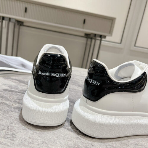 High Quality Luxury Alexander McQueen New Oversized Sneakers – Style 68835 product detail