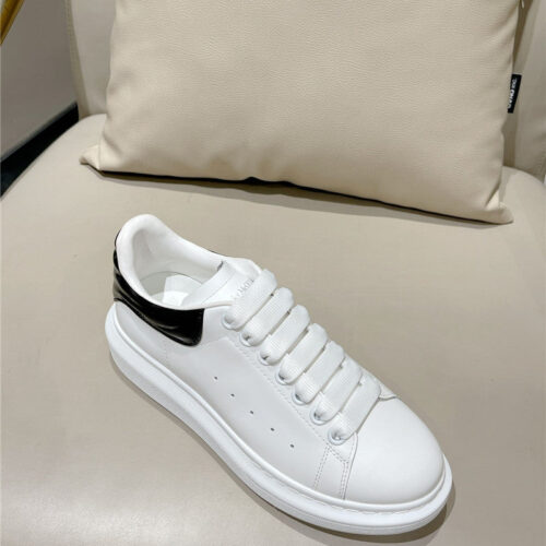 High Quality Luxury Alexander McQueen New Oversized Sneakers – Style 68835 product detail