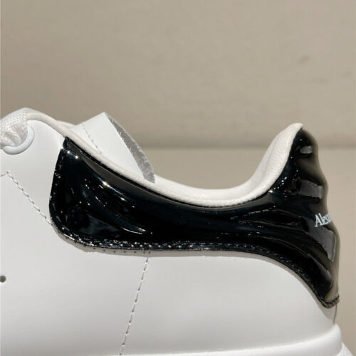 High Quality Luxury Alexander McQueen New Oversized Sneakers – Style 68835 product detail