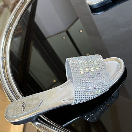 High Quality Luxury Fendi By Marc Jacobs Limited Edition Series Slippers product detail