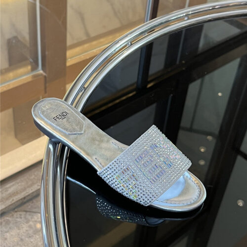 High Quality Luxury Fendi By Marc Jacobs Limited Edition Series Slippers product detail