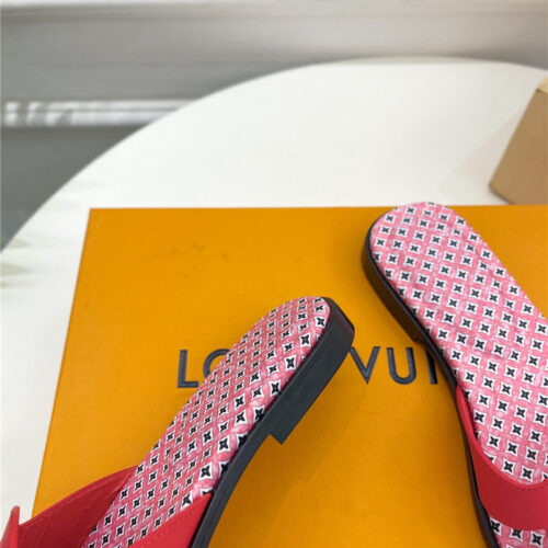 High Quality Luxury Louis Vuitton New Hollow Slippers – Style 86083 product detail