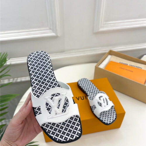 High Quality Luxury Louis Vuitton New Hollow Slippers – Style 49923 product detail