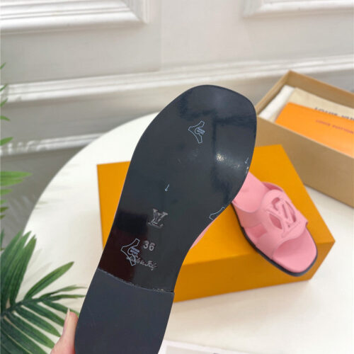 High Quality Luxury Louis Vuitton New Hollow Slippers – Style 48227 product detail