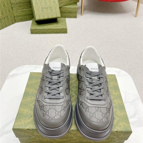 High Quality Luxury Gucci Chunky B Series Lightweight Soft Platform Sneakers – Style 75379 product detail