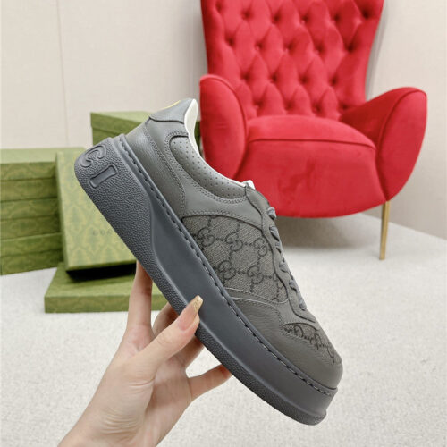 High Quality Luxury Gucci Chunky B Series Lightweight Soft Platform Sneakers – Style 75379 product detail