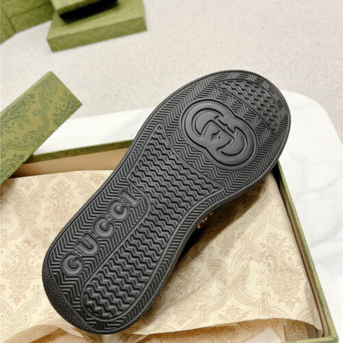 High Quality Luxury Gucci Chunky B Series Lightweight Soft Platform Sneakers – Style 71987 product detail