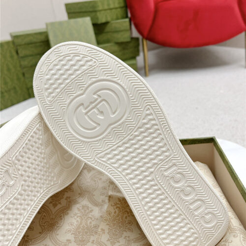 High Quality Luxury Gucci Chunky B Series Lightweight Soft Platform Sneakers product detail