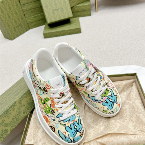 High Quality Luxury Gucci Chunky B Series Lightweight Soft Platform Sneakers – Style 22259 product detail
