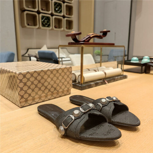 High Quality Luxury Balenciaga Lecagole Series Slippers – Style 69955 product detail