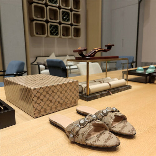 High Quality Luxury Balenciaga Lecagole Series Slippers – Style 01027 product detail