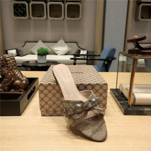 High Quality Luxury Balenciaga Lecagole Series Slippers – Style 01027 product detail