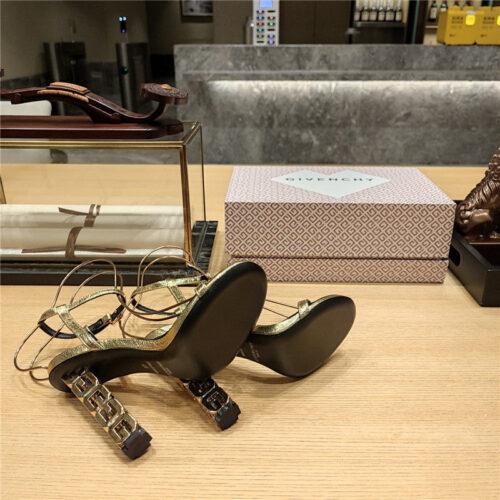 High Quality Luxury Givenchy Open Toe Strappy Sandals – Style 07107 product detail