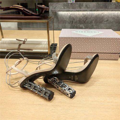 High Quality Luxury Givenchy Open Toe Strappy Sandals – Style 29699 product detail
