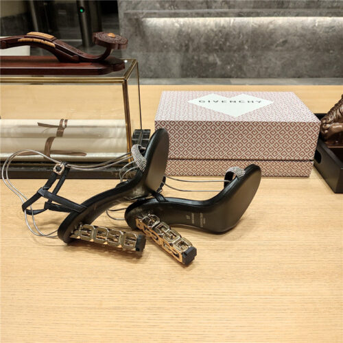 High Quality Luxury Givenchy Open Toe Strappy Sandals – Style 57379 product detail