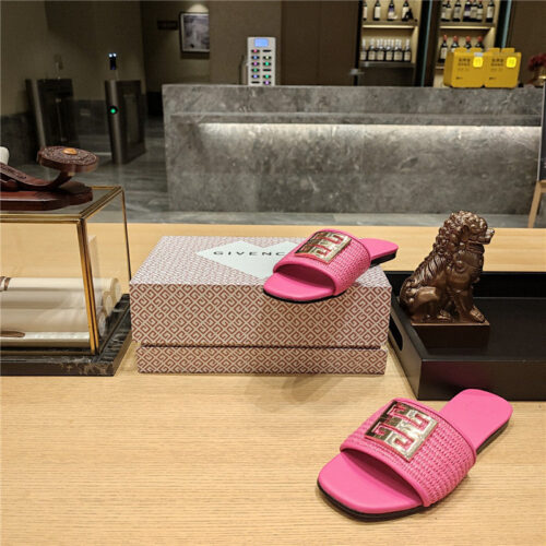 High Quality Luxury Givenchy Trendy Flat Slides – Style 40963 product detail