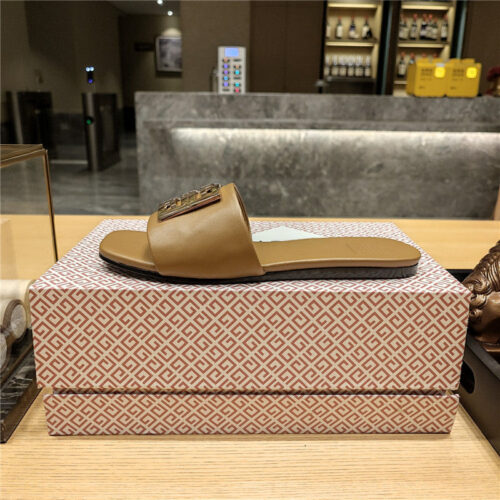 High Quality Luxury Givenchy Trendy Flat Slides – Style 68643 product detail
