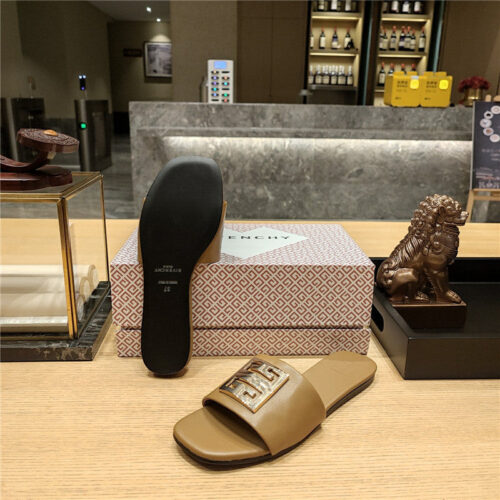 High Quality Luxury Givenchy Trendy Flat Slides – Style 68643 product detail
