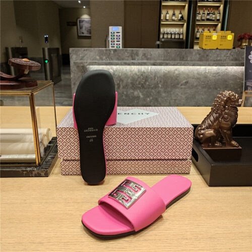 High Quality Luxury Givenchy Trendy Flat Slides – Style 70339 product detail