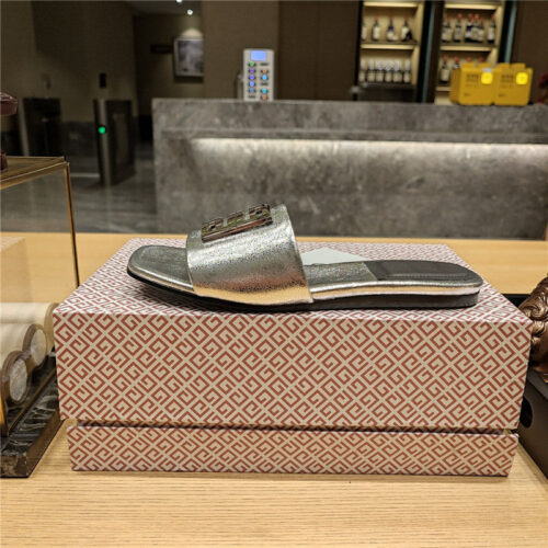 High Quality Luxury Givenchy Trendy Flat Slides – Style 98019 product detail