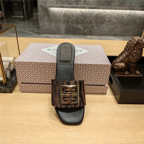 High Quality Luxury Givenchy Trendy Flat Slides – Style 92931 product detail