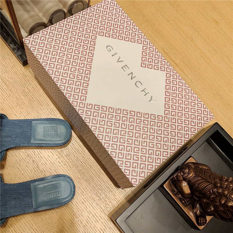 High Quality Luxury Givenchy Trendy Flat Slides – Style 58467 product detail