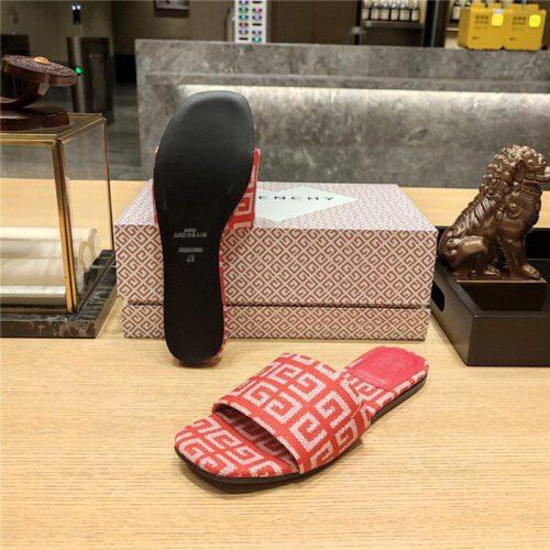 High Quality Luxury Givenchy Trendy Flat Slides – Style 22307 product detail