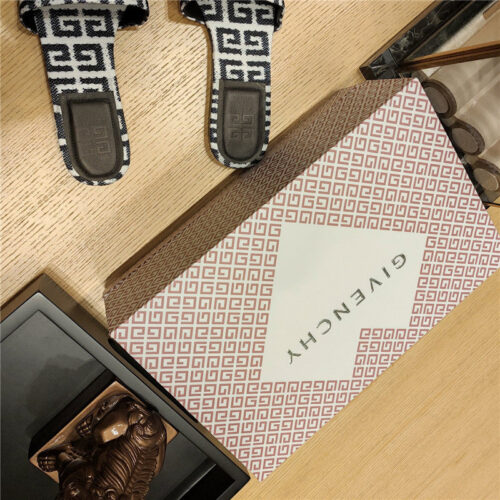 High Quality Luxury Givenchy Trendy Flat Slides product detail