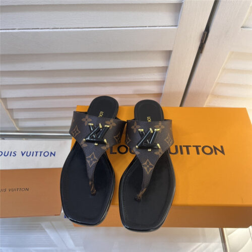 High Quality Luxury Louis Vuitton Latest Flip Flops Slippers – Style 90147 product detail